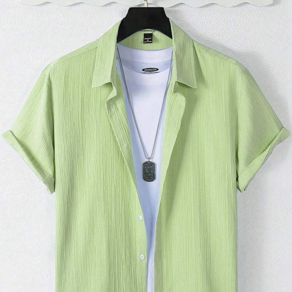 Manfinity Men's Solid Color Single-Breasted Casual/Business Short Sleeve Shirt